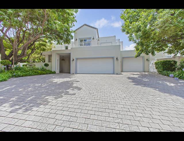 4 BEDROOM HOUSE FOR SALE IN CEDAR LAKES